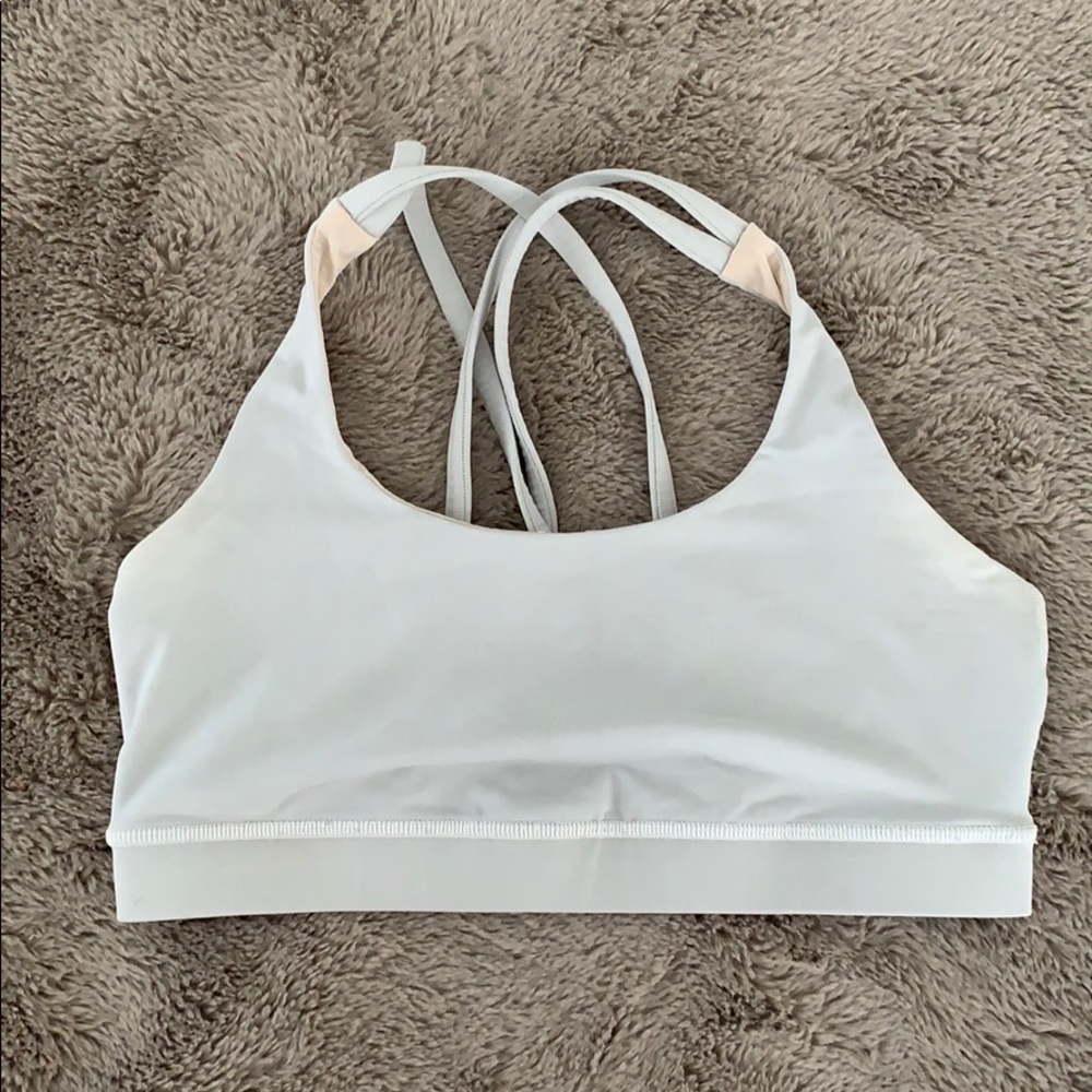 Lululemon sports bra